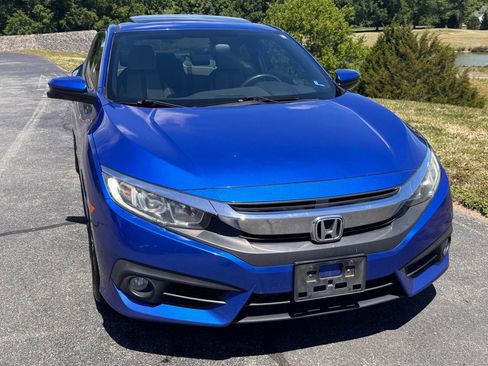 Used 2018 Honda Civic EX-T image 26