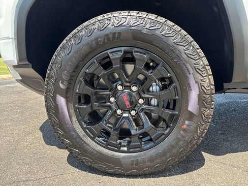 New 2026 GMC Canyon Elevation w/ Convenience Package AWD/4WD image 45