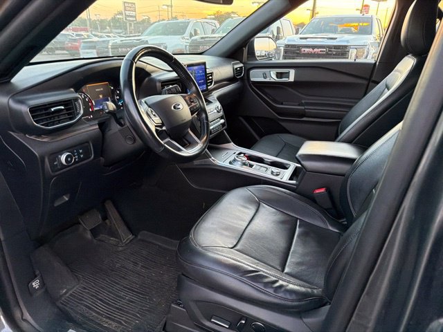 Used 2020 Ford Explorer Limited AWD/4WD image 14