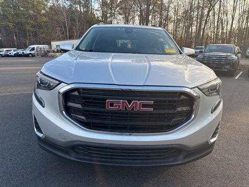 Used 2021 GMC Terrain SLE w/ Driver Convenience Package image 8