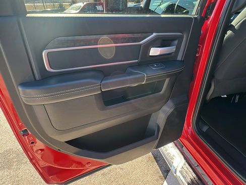 Used 2024 RAM 2500 Big Horn w/ Bed Utility Group image 23