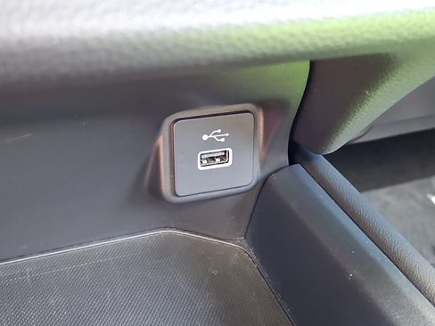 Used 2024 Honda HR-V Sport image 11
