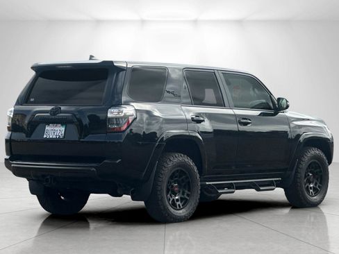 Used 2021 Toyota 4Runner TRD Off-Road Premium w/ Moonroof Package AWD/4WD image 3