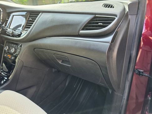 Used 2022 Buick Encore Preferred w/ Safety Package image 46