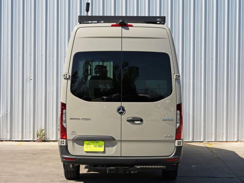 Used 2023 Mercedes-Benz Sprinter 2500 image 66