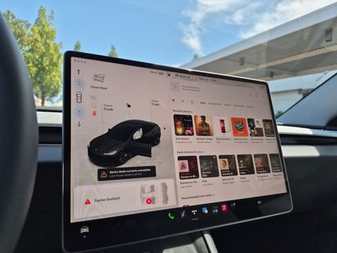Used 2025 Tesla Model 3 Long Range RWD image 15