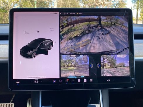 Used 2019 Tesla Model 3 Performance image 25
