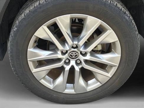 Used 2023 Toyota RAV4 XLE Premium AWD/4WD image 16