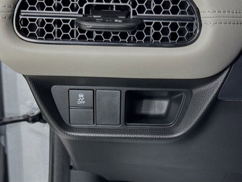Used 2024 Honda HR-V LX image 12