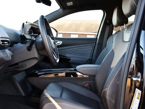 Used 2024 Volkswagen ID.4 S image 11