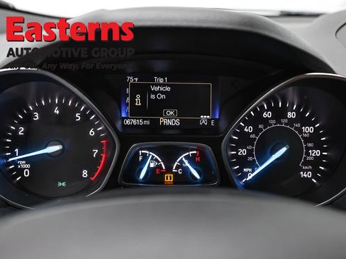 Used 2018 Ford Escape Titanium w/ Ford Safe & Smart Package AWD/4WD image 18