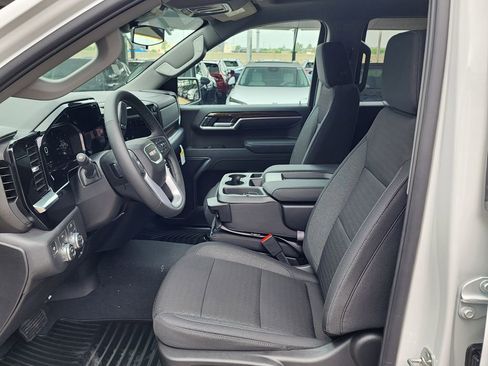 New 2026 GMC Sierra 1500 Elevation image 16