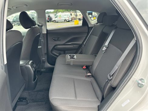 Certified 2024 Hyundai Kona SEL w/ Convenience Package AWD/4WD image 10