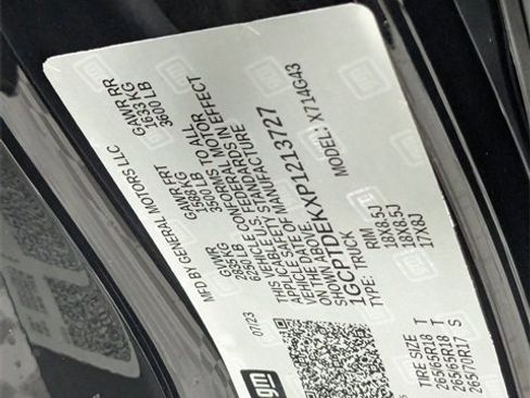 Used 2023 Chevrolet Colorado Z71 w/ Z71 Convenience Package 2 image 37