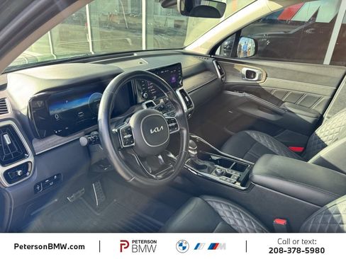 Used 2023 Kia Sorento SX Prestige image 16