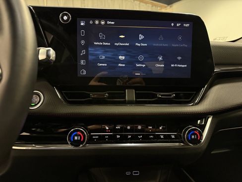 Used 2025 Chevrolet Equinox RS w/ Safety and Technology Package image 29