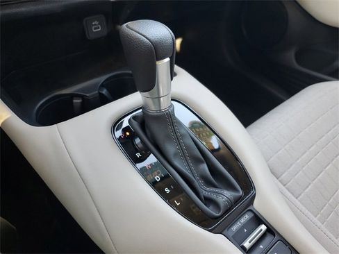 Certified 2023 Honda HR-V LX image 28
