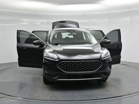 Certified 2022 Ford Escape SE image 29
