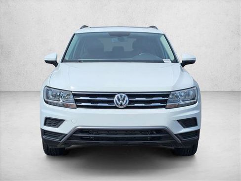 Used 2019 Volkswagen Tiguan SE image 2