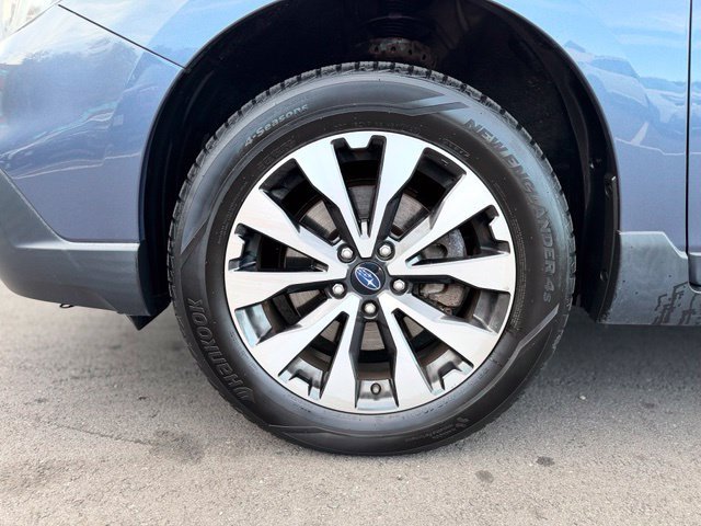 Used 2017 Subaru Outback 2.5i Limited AWD/4WD image 30