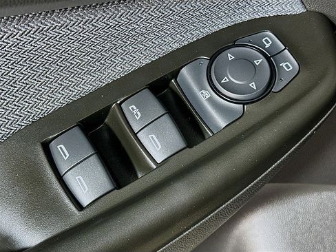 Used 2023 Chevrolet TrailBlazer LT w/ Convenience Package AWD/4WD image 18