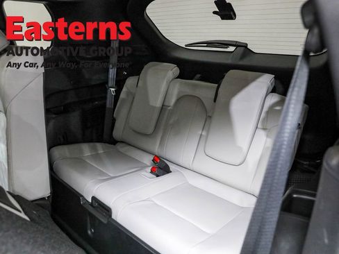 Used 2023 Mitsubishi Outlander SEL image 26