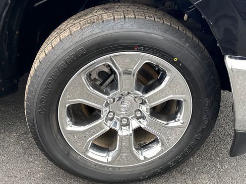 Used 2022 RAM 1500 Big Horn image 9