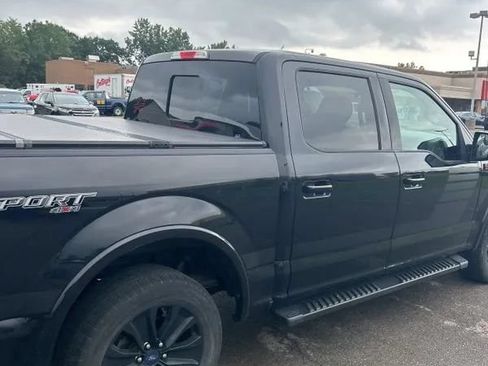 Used 2019 Ford F150 XLT w/ Equipment Group 302A Luxury AWD/4WD image 9