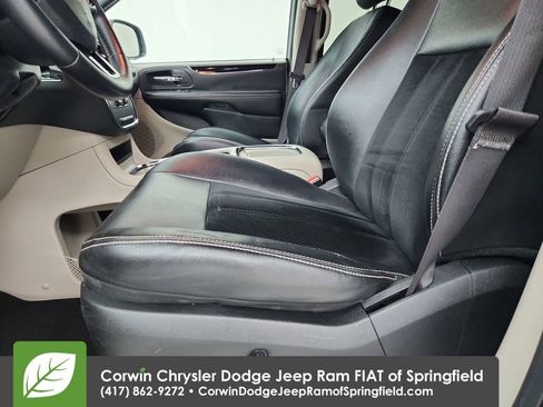 Certified 2017 Dodge Grand Caravan SXT image 20