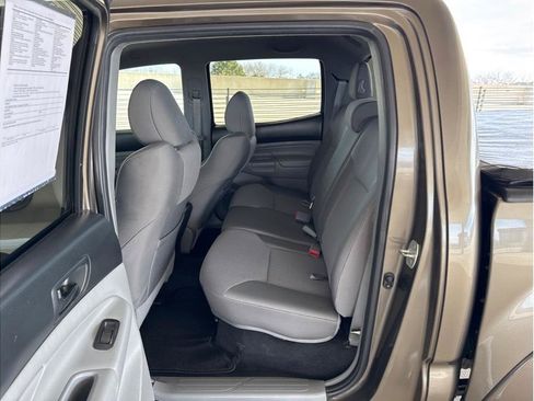 Used 2013 Toyota Tacoma 4x4 Double Cab w/ TRD Sport Pkg image 11
