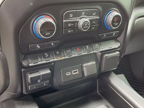 Used 2019 Chevrolet Silverado 1500 LT Trail Boss image 30