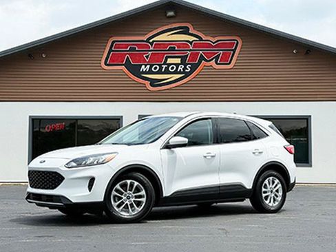 Used 2021 Ford Escape SE FWD image 3