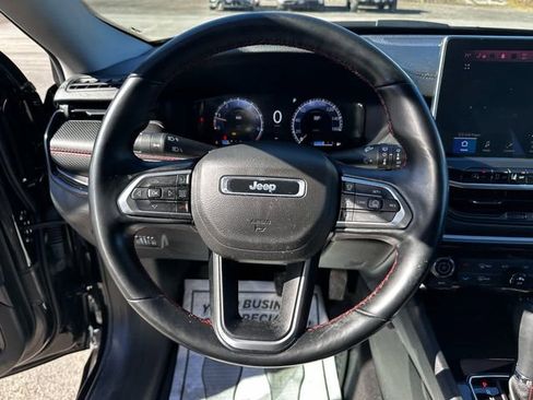 Used 2022 Jeep Compass Trailhawk w/ Trailhawk Elite Group image 12