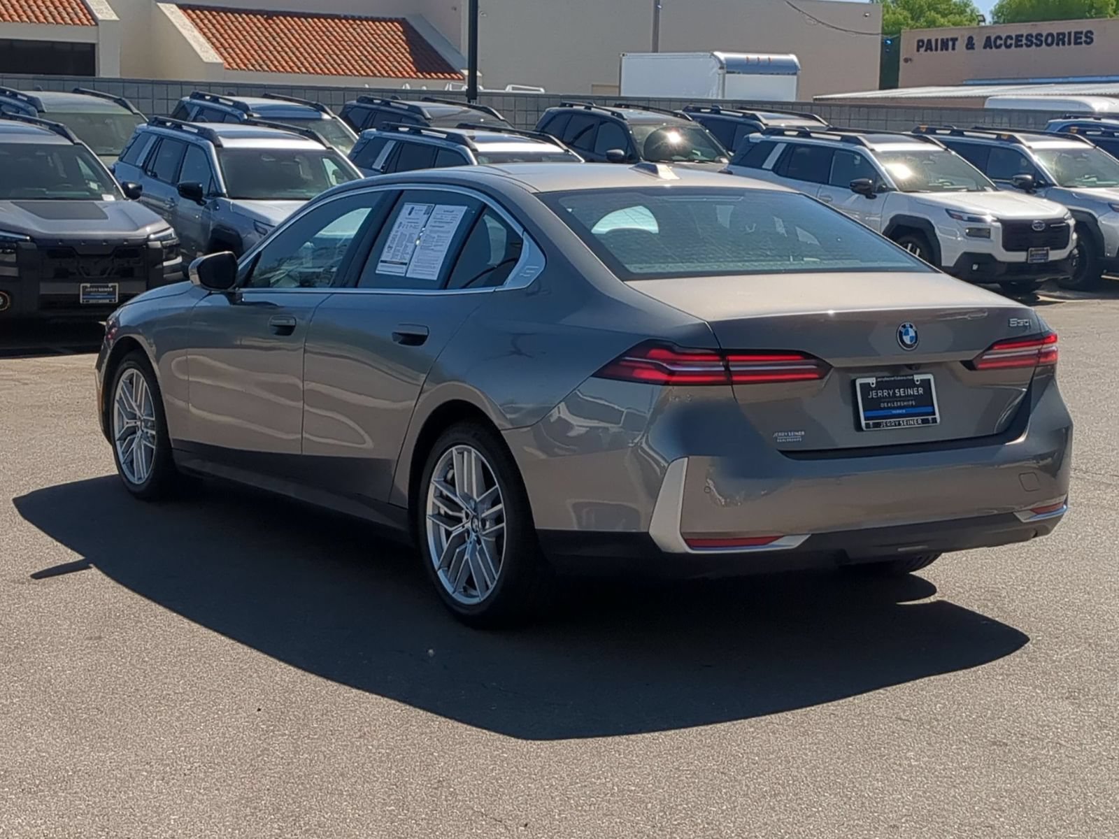 Used 2024 BMW 530i RWD image 3