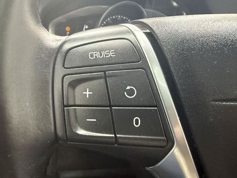 Used 2016 Volvo V60 T5 Cross Country AWD/4WD image 14