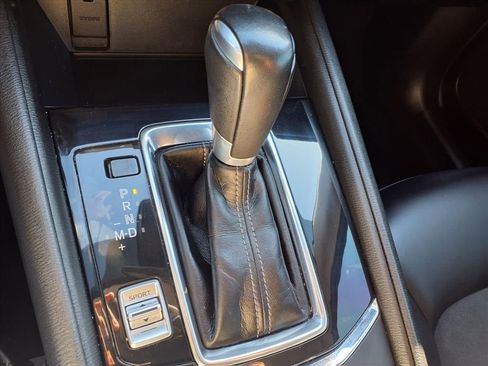 Used 2020 MAZDA CX-5 Touring image 22