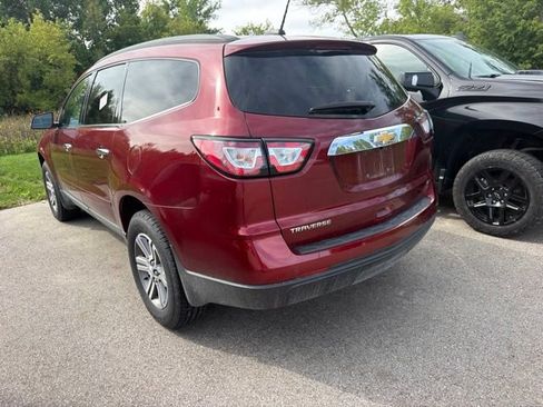 Used 2017 Chevrolet Traverse LT FWD image 8