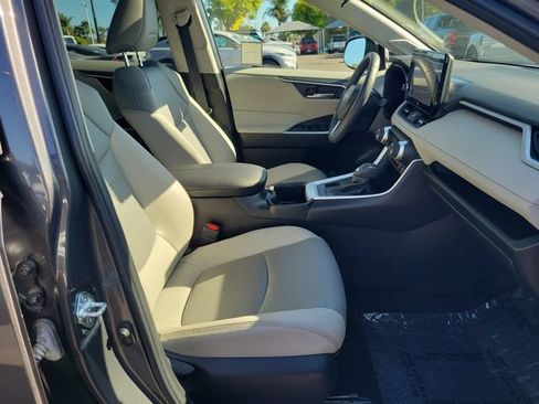 Used 2023 Toyota RAV4 XLE Premium AWD/4WD image 21