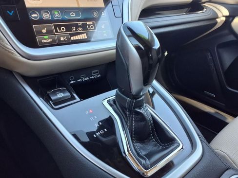 Used 2023 Subaru Outback Limited XT image 7