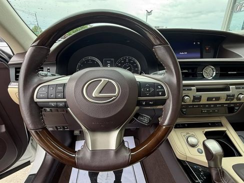 Used 2018 Lexus ES 350 w/ Premier Package FWD image 13