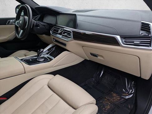 Used 2021 BMW X6 sDrive40i w/ M Sport Package image 20