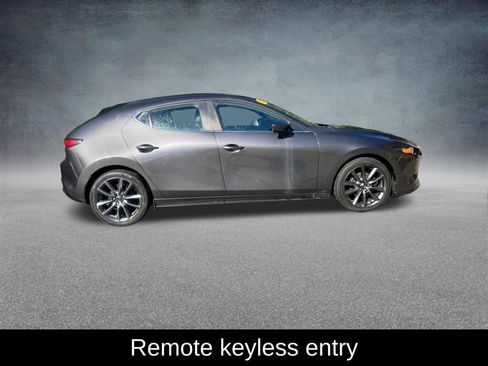 Used 2019 MAZDA MAZDA3 AWD Hatchback image 8