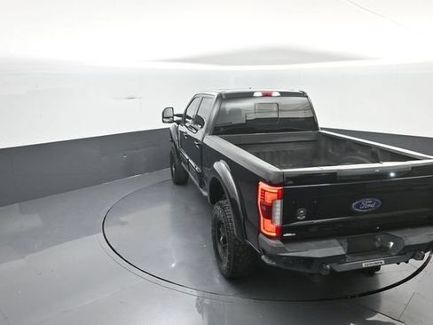 Certified 2019 Ford F250 Lariat w/ Lariat Ultimate Package AWD/4WD image 14