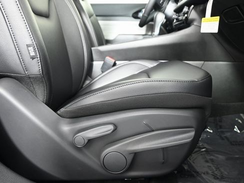 New 2026 Jeep Compass Limited w/ Mopar All Weather Package image 14