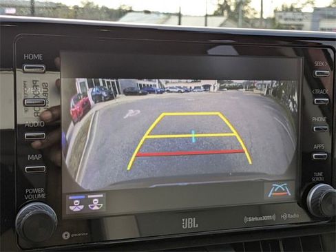 Used 2021 Toyota RAV4 XLE Premium image 28