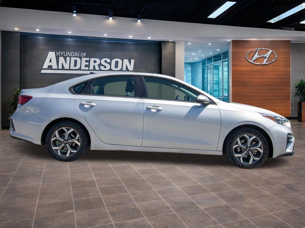 Used 2020 Kia Forte LXS FWD image 14