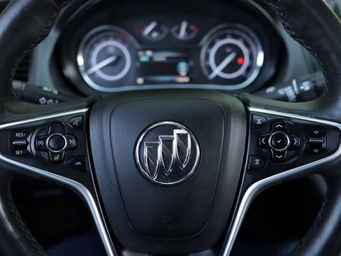 Used 2016 Buick Regal Premium FWD image 10