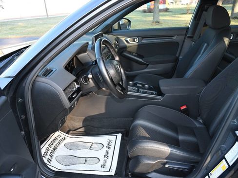 Used 2024 Honda Civic Sport image 11