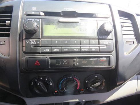 Used 2012 Toyota Tacoma 2WD Regular Cab image 13