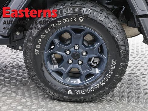 Used 2023 Jeep Wrangler Unlimited w/ Sun & Screen Package AWD/4WD image 33